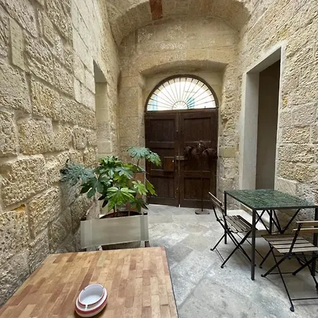 Lu Leccio 2* Lecce