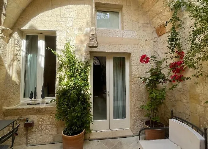 Lu Leccio מלון דירות לצ'ה