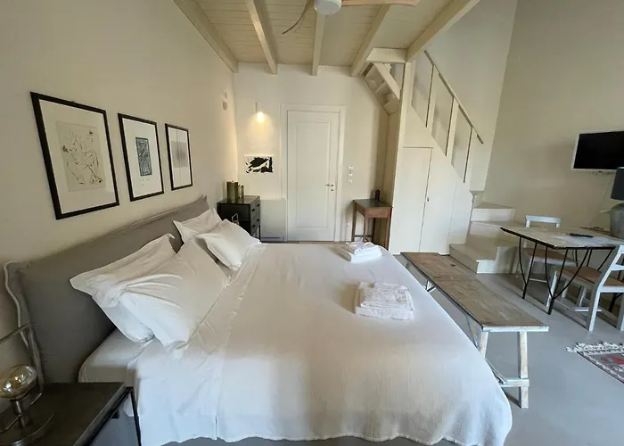 Lu Leccio מלון דירות לצ'ה