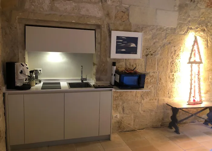 Lu Leccio מלון דירות לצ'ה