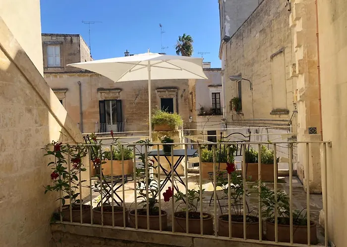 Lu Leccio מלון דירות 2*