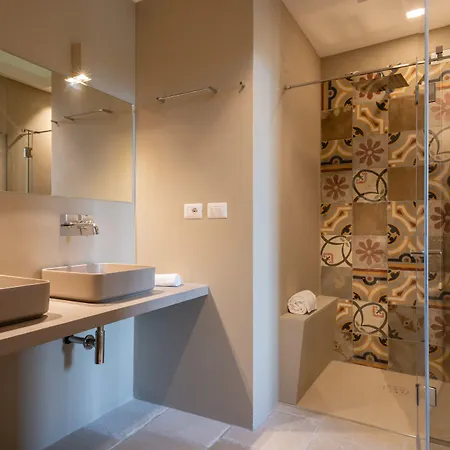 Lu Leccio Aparthotel 2*