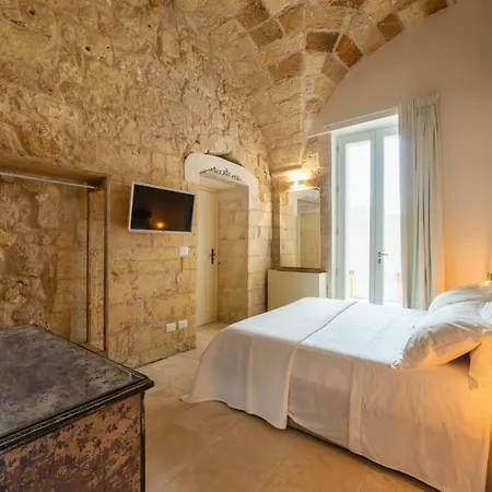 Lu Leccio Aparthotel 2*